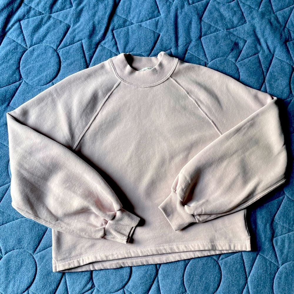Abercrombie & Fitch cropped sweatshirt